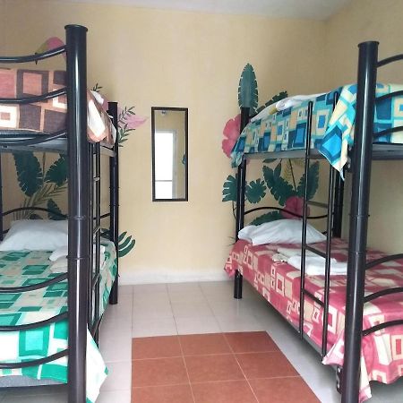 Hostel Aabilo'Ob Progreso  Eksteriør billede